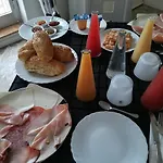 B＆b ラ カーサ ディ エル ベッド・アンド・ブレックファスト