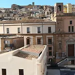 La Casa Di El לינה וארוחת בוקר 4*