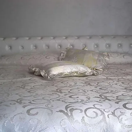 La Casa Di El Bed & Breakfast 4*