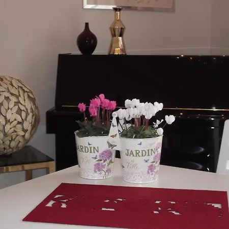 La Casa Di El Bed & Breakfast